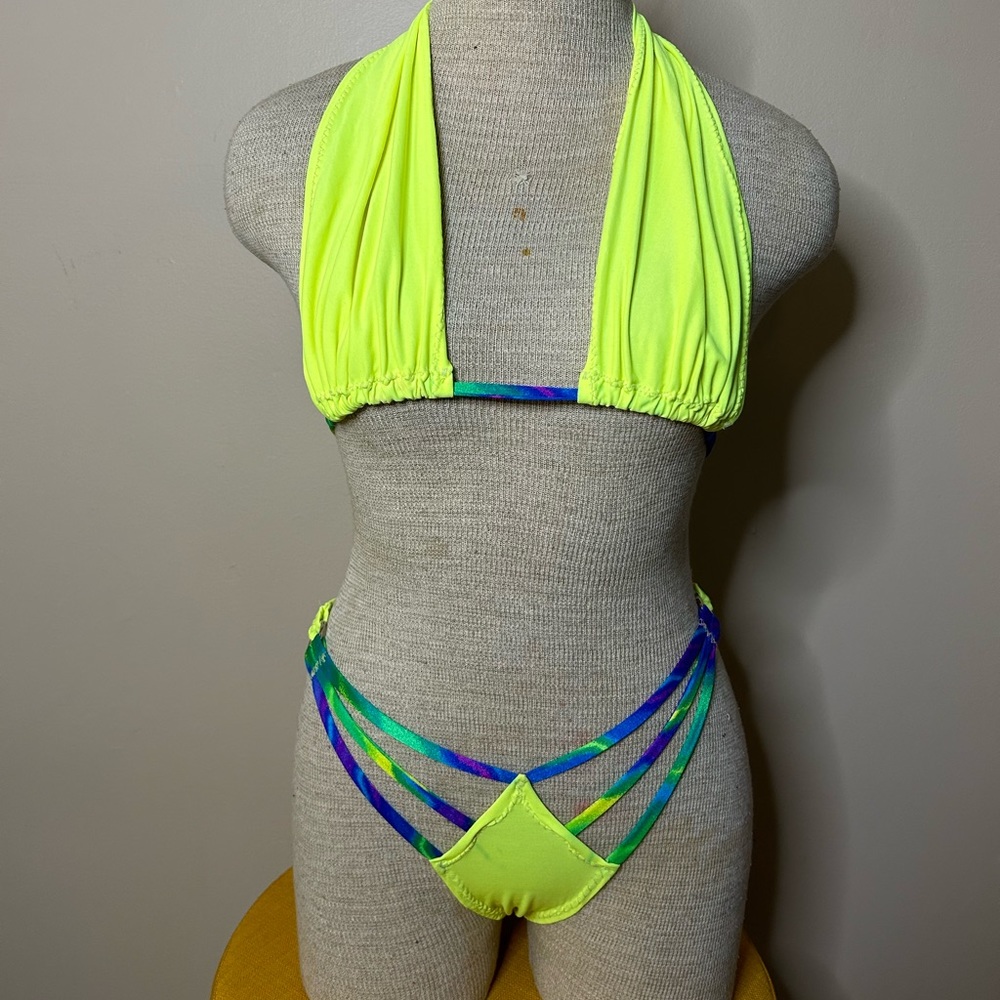 Halter top Neon Bikini Set